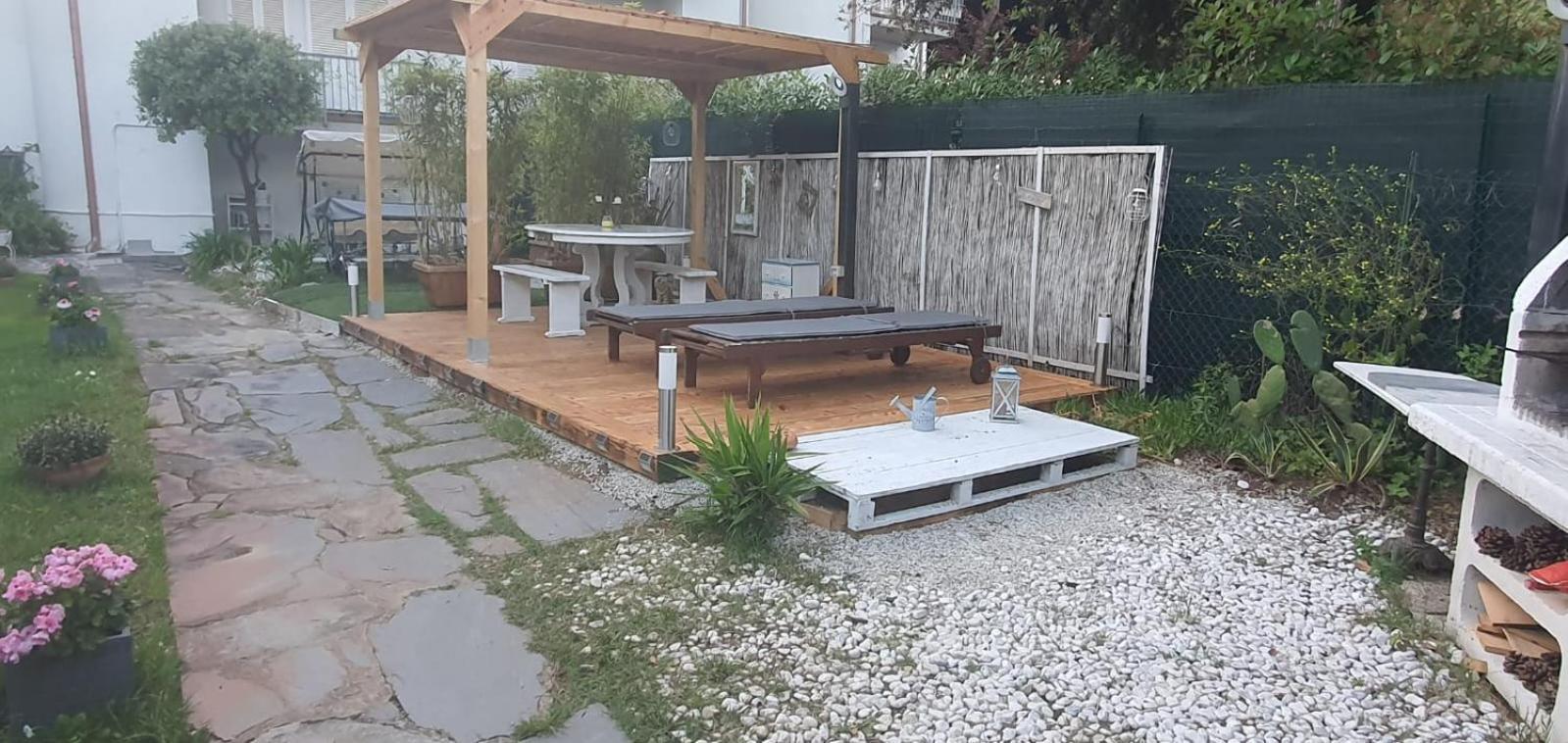 Domusauroom, Relax Nel Cuore Della Versilia - Pet Friendly Viareggio Eksteriør bilde