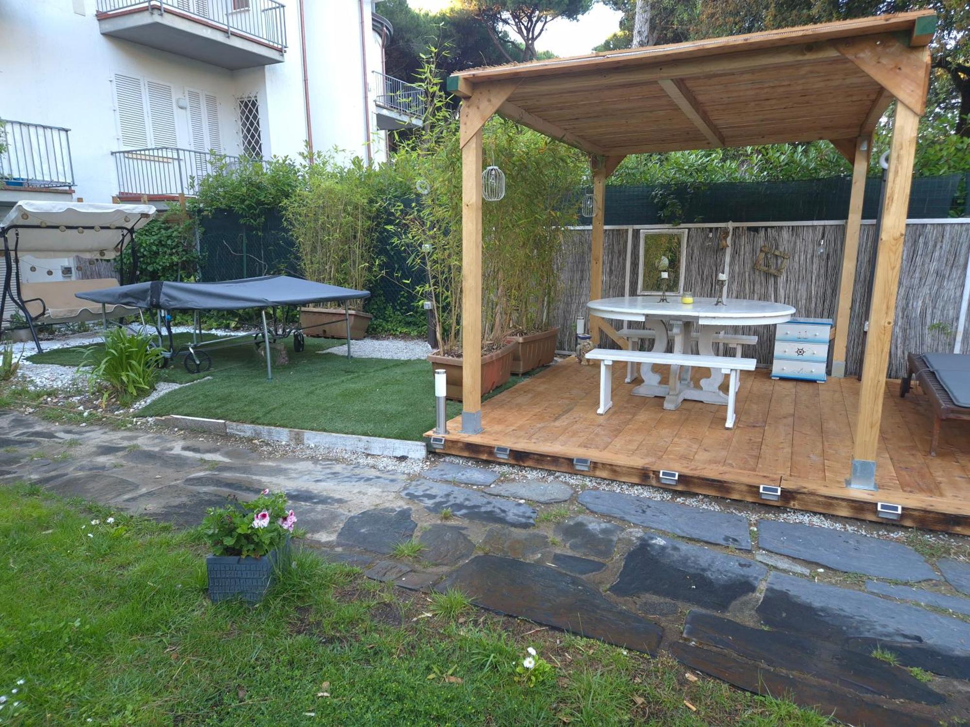 Domusauroom, Relax Nel Cuore Della Versilia - Pet Friendly Viareggio Eksteriør bilde