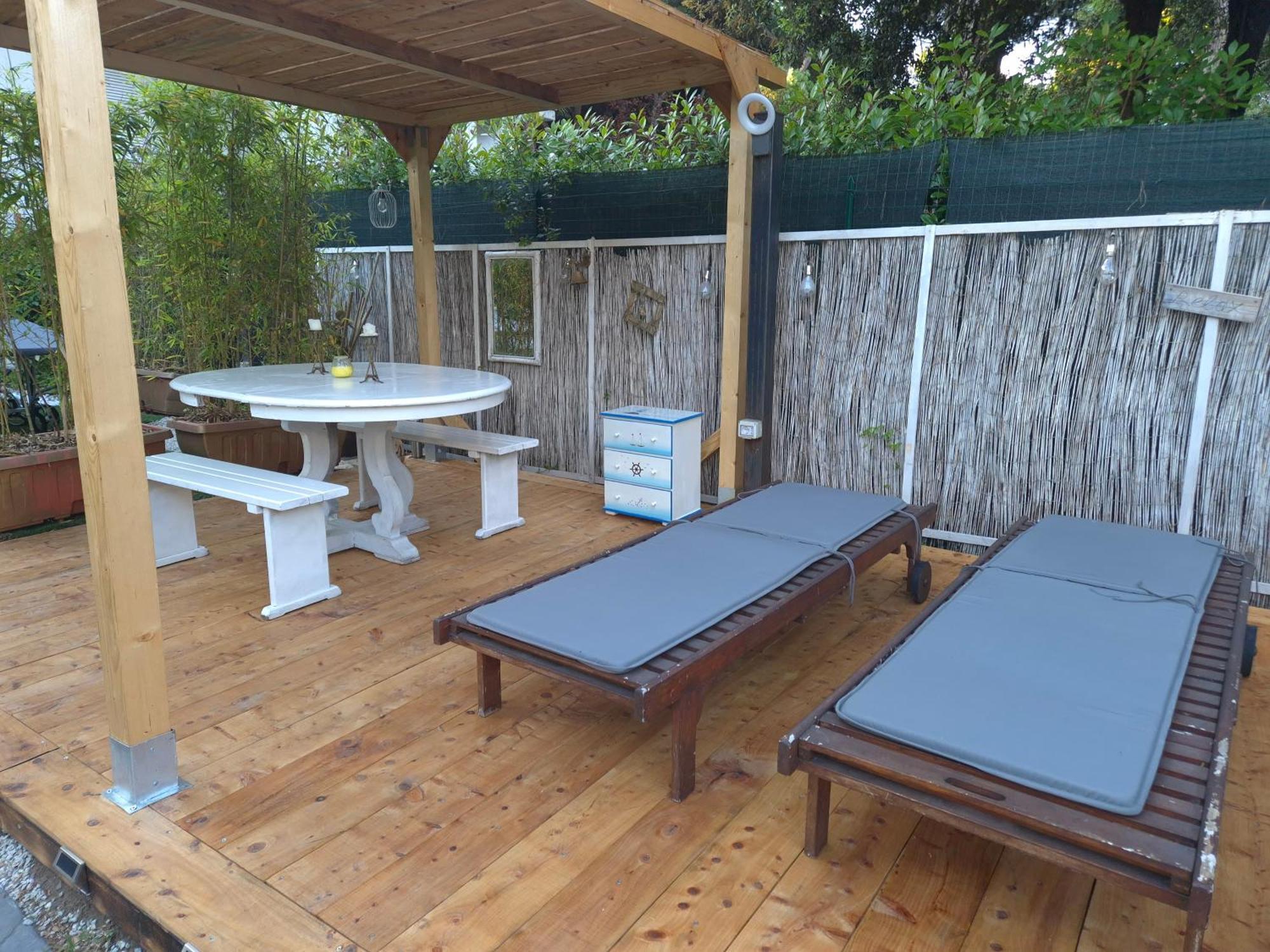 Domusauroom, Relax Nel Cuore Della Versilia - Pet Friendly Viareggio Eksteriør bilde